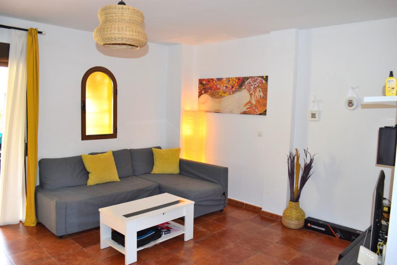 Apartamento Con Hermoso Jardin Y Ac Isla Plana Eksteriør billede