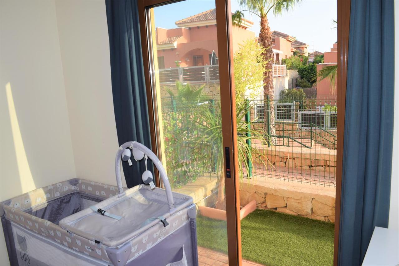 Apartamento Con Hermoso Jardin Y Ac Isla Plana Eksteriør billede